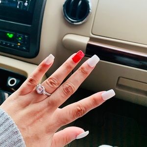 Meet your Posher, Celina